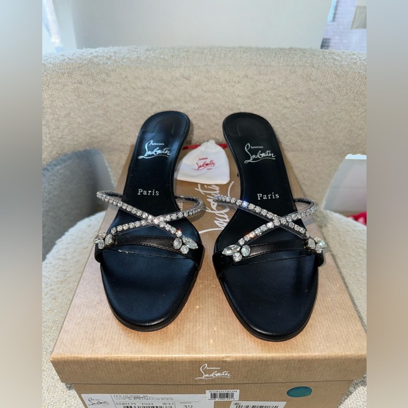 Christian Louboutin Shoes - Christian Louboutin simple queenie heels size 39